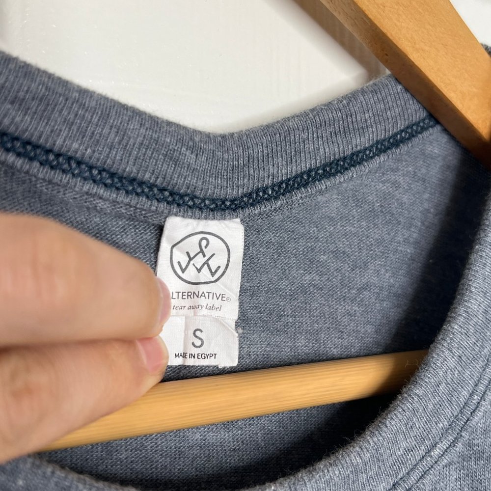3 Alternative Apparel T-Shirts - Picture 4 of 11